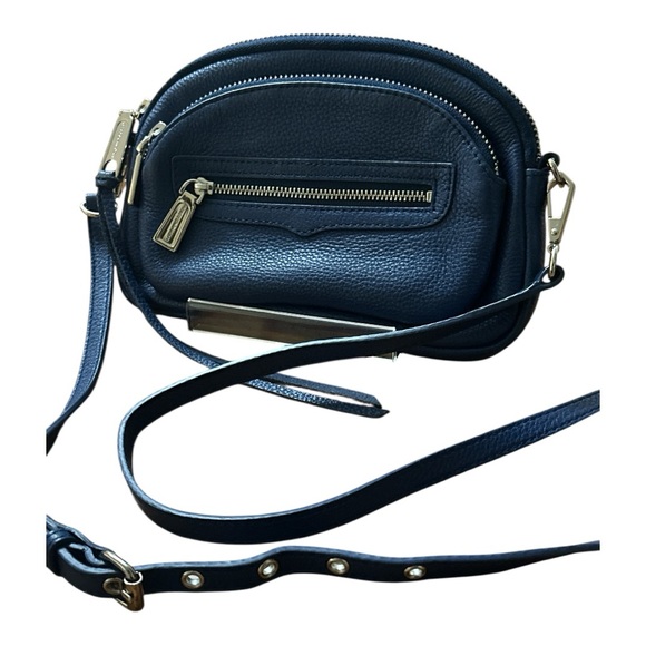 Rebecca Minkoff Handbags - Rebecca Minkoff Blue Crossbody Bag with Adjustable Strap EUC Clean FINAL PRICE 💕
